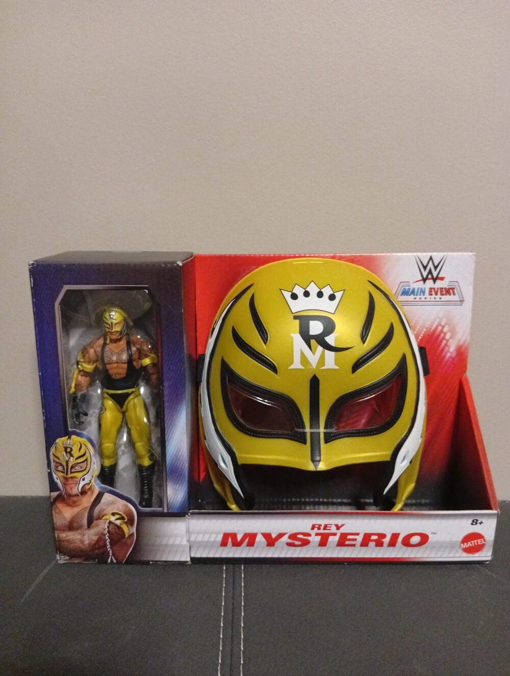 Rey Mysterio Yellow & Black Mask and Action Figure Set - Brand New